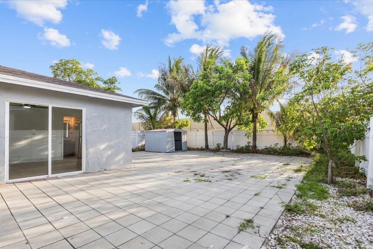 1561 NW 7th Lane , Pompano Beach, FL 33060 Photo