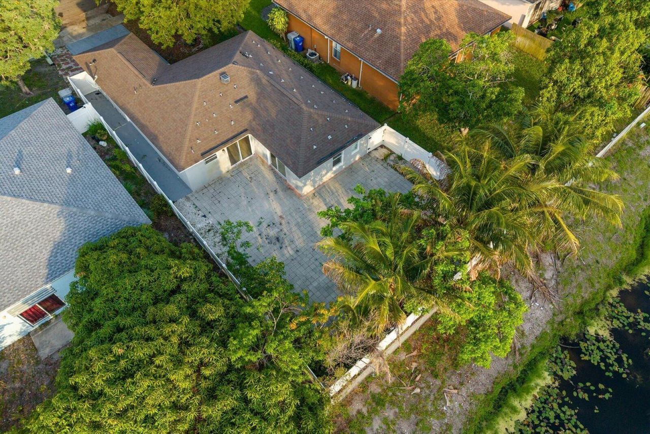 1561 NW 7th Lane , Pompano Beach, FL 33060 Photo