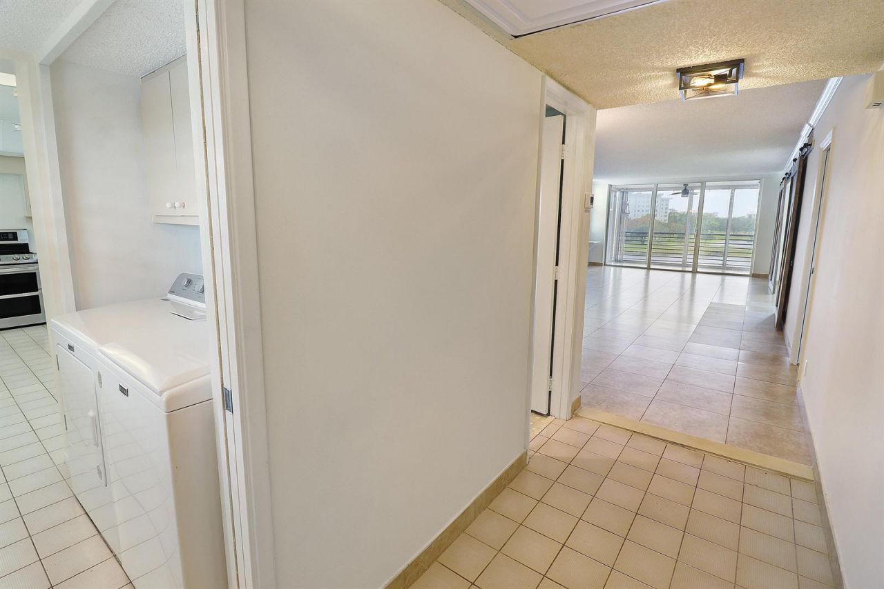3095 N Course Drive , Unit 409, Pompano Beach, FL 33069 Photo