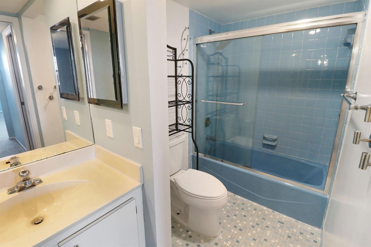 3095 N Course Drive , Unit 409, Pompano Beach, FL 33069 Photo