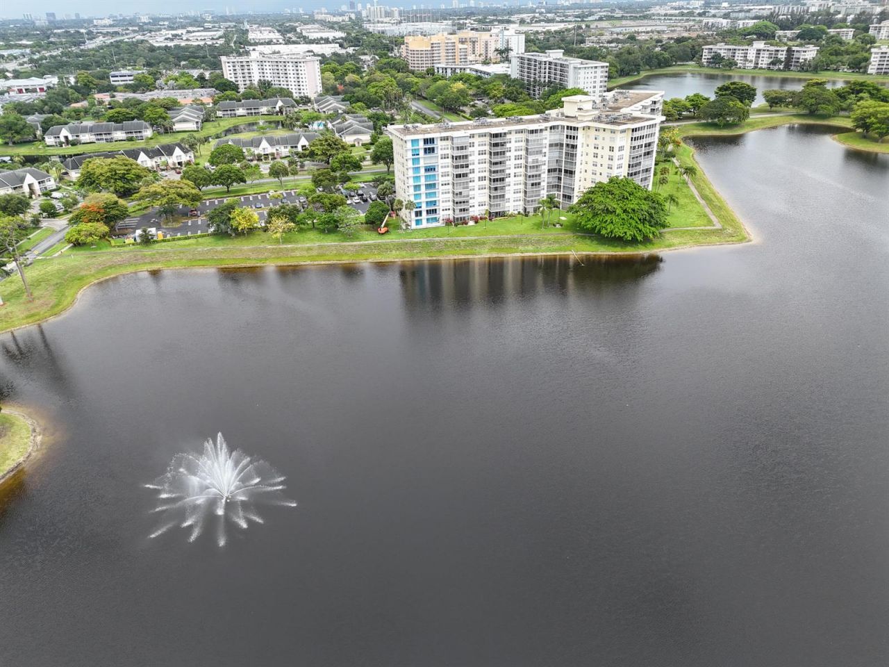 3095 N Course Drive , Unit 409, Pompano Beach, FL 33069 Photo