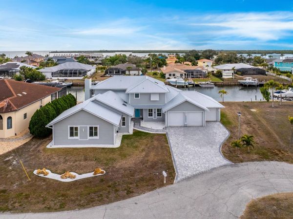139 SW Seville Pl Place SW, Port Charlotte, FL 33952
