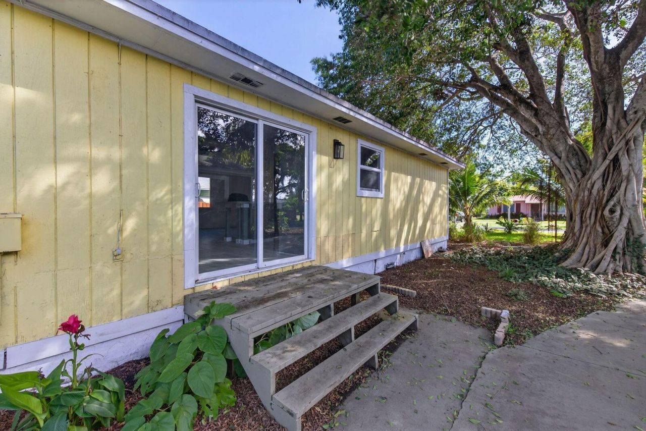 117 NE 8th Street , Pompano Beach, FL 33060 Photo