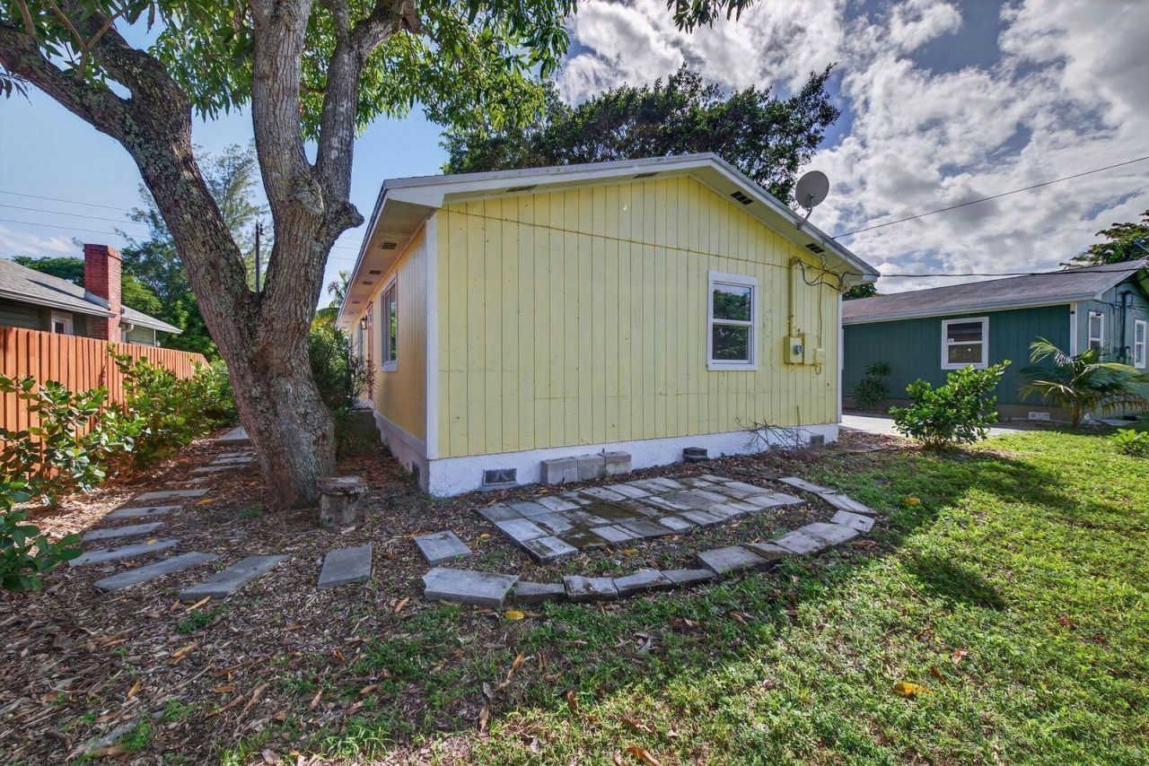 117 NE 8th Street , Pompano Beach, FL 33060 Photo