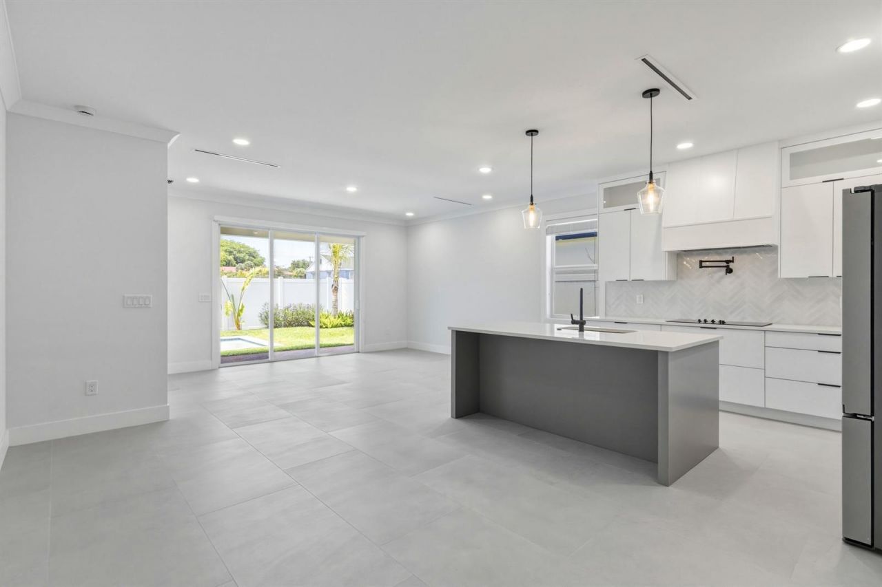 1022 Miami Boulevard , Delray Beach, FL 33483 Photo