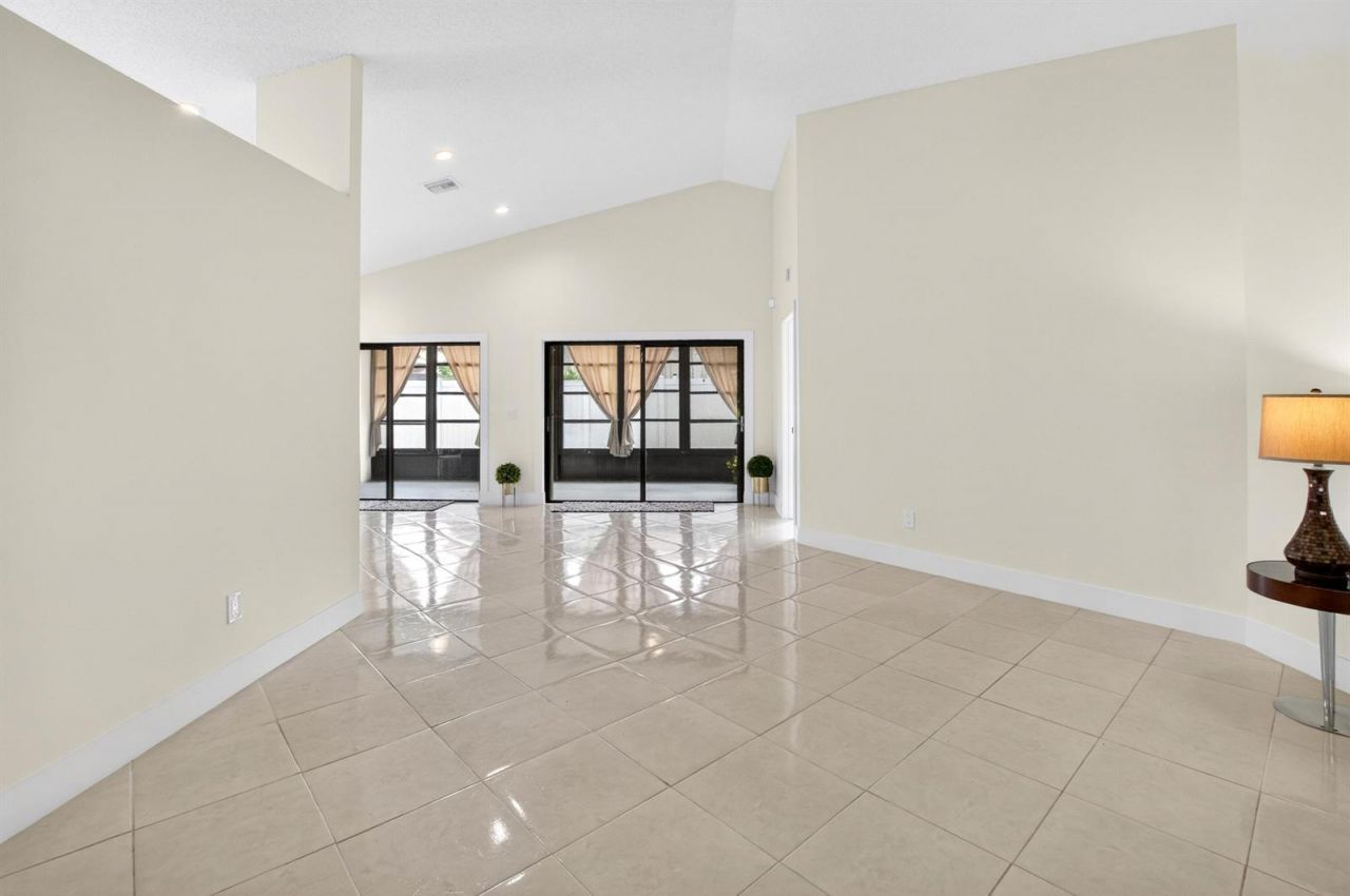 182 Temple Avenue , Boynton Beach, FL 33436 Photo