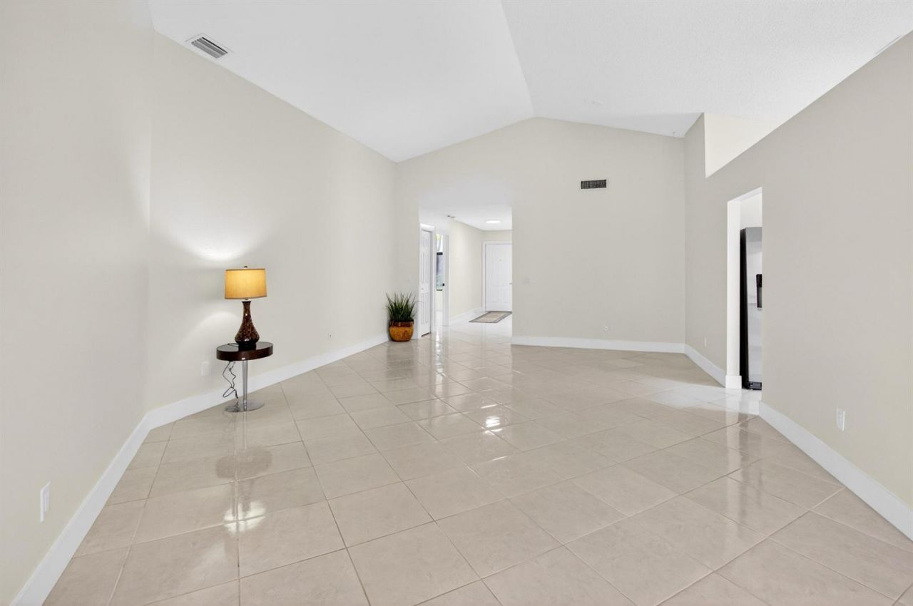 182 Temple Avenue , Boynton Beach, FL 33436 Photo