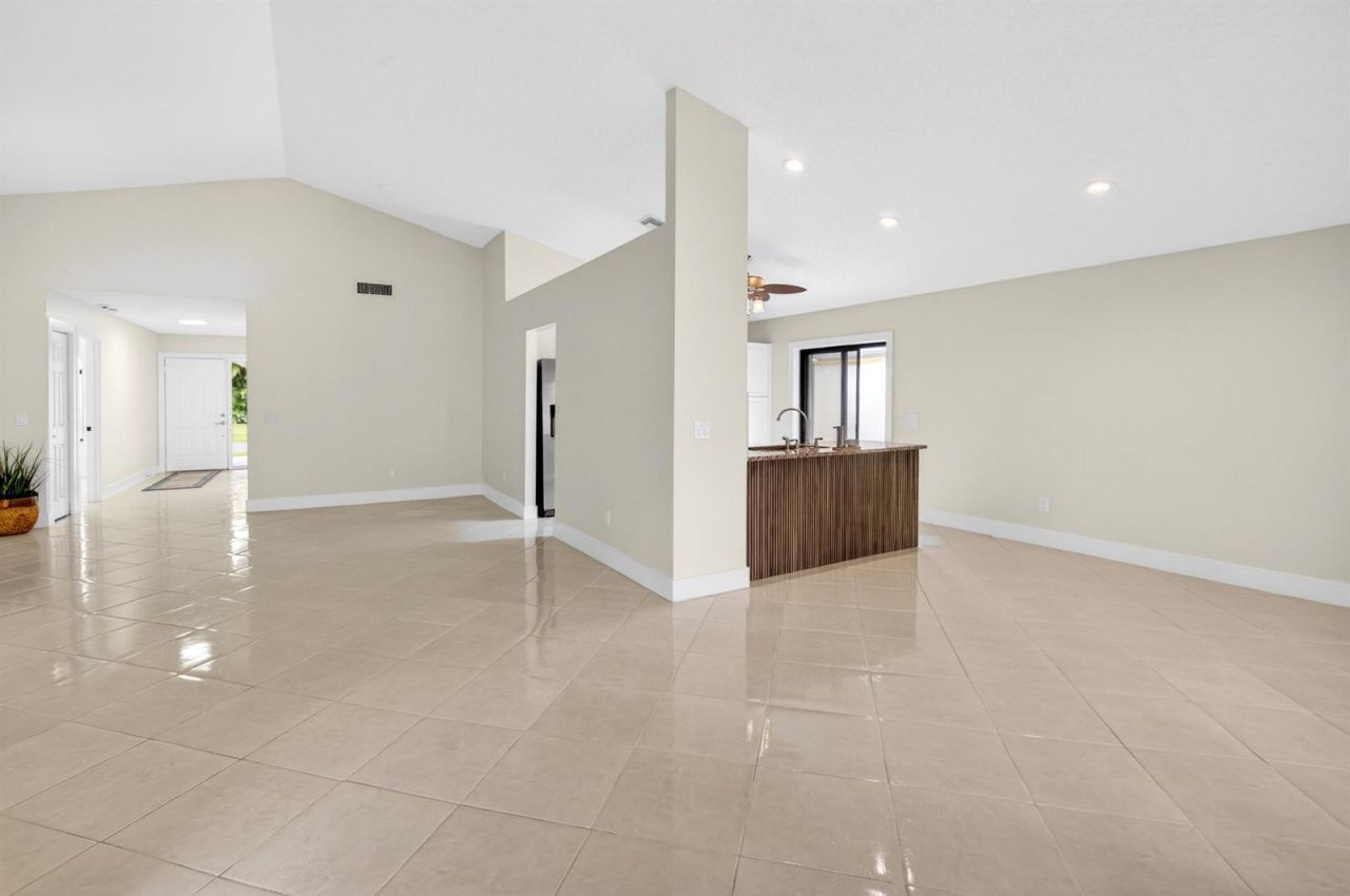 182 Temple Avenue , Boynton Beach, FL 33436 Photo