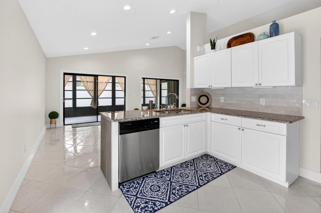 182 Temple Avenue , Boynton Beach, FL 33436 Photo