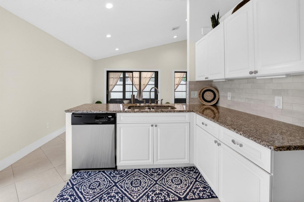 182 Temple Avenue , Boynton Beach, FL 33436 Photo