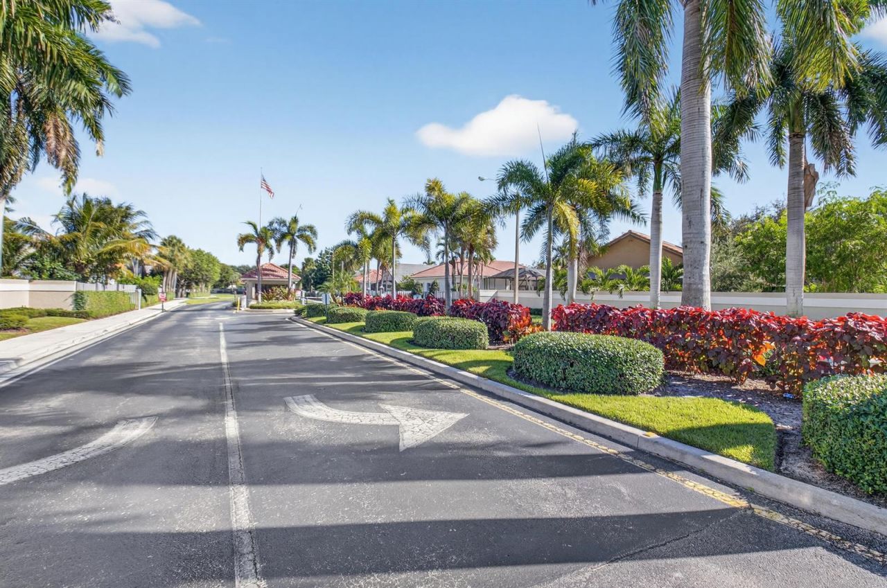 182 Temple Avenue , Boynton Beach, FL 33436 Photo