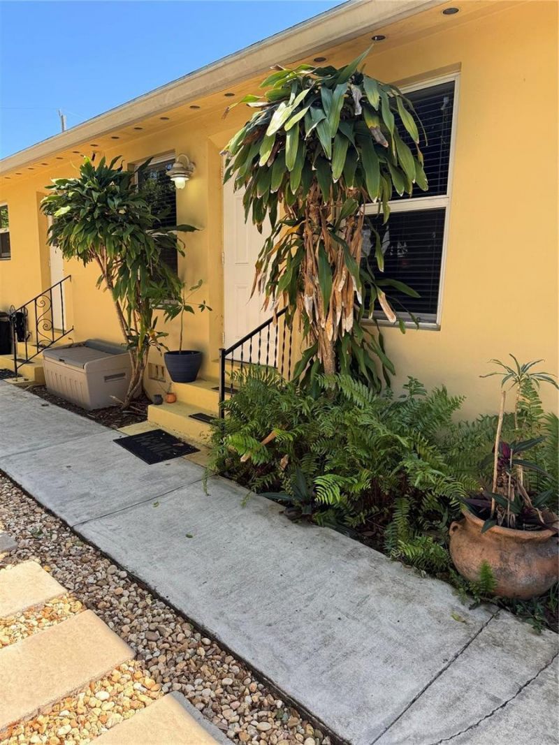 1123 N 17th Avenue , Unit 1, Hollywood, FL 33020 Photo