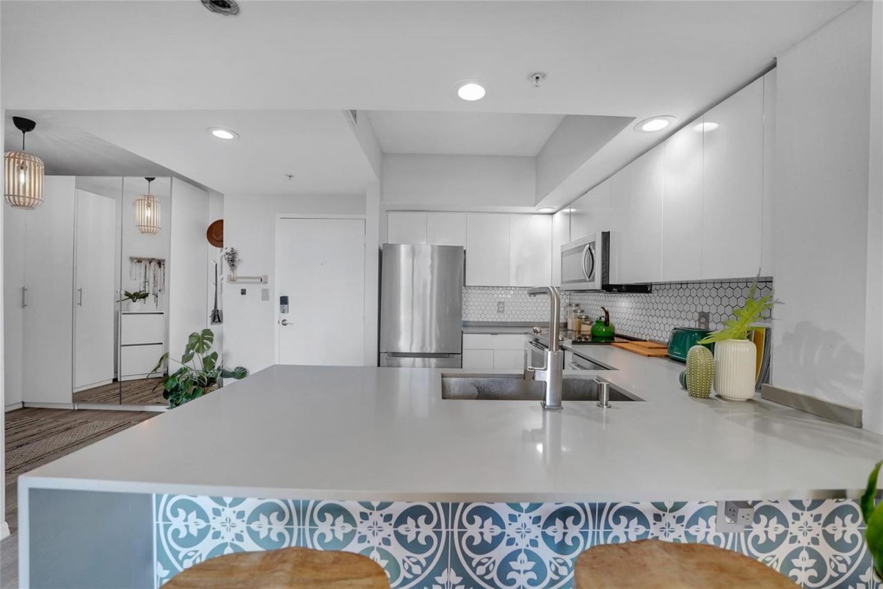 110 N Federal Highway , Unit 711, Fort Lauderdale, FL 33301 Photo