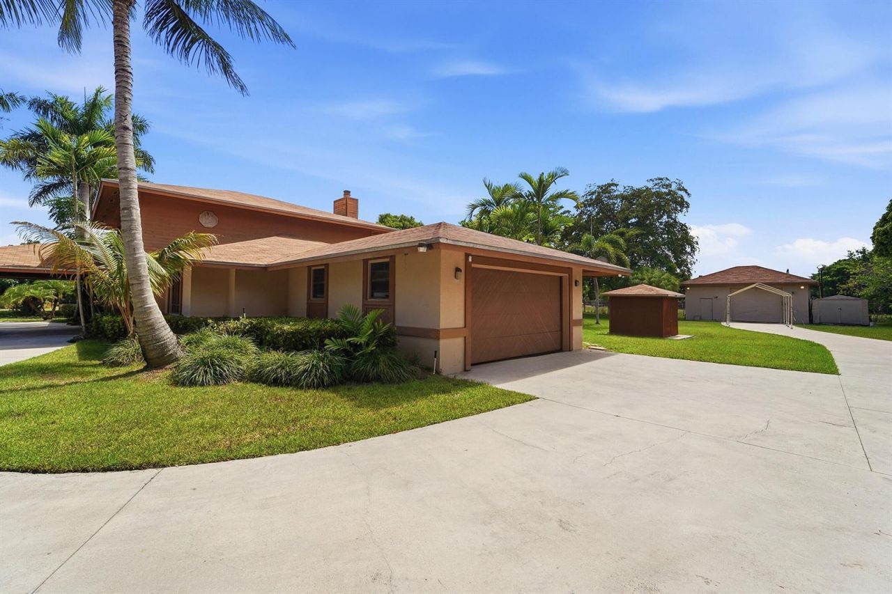 24210 SW 122nd Avenue Sw, Homestead, FL 33032 Photo