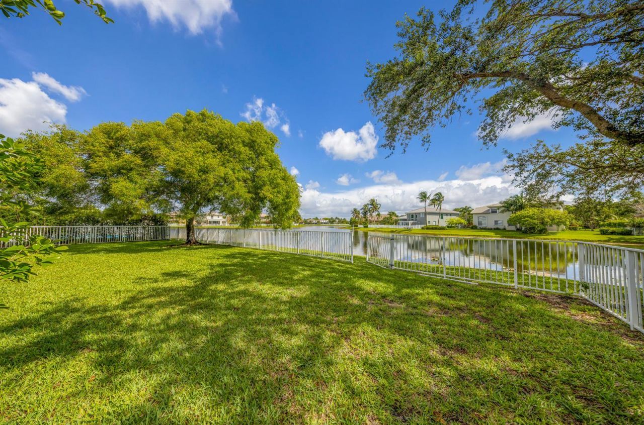 16773 NW 16th Street , Pembroke Pines, FL 33028 Photo