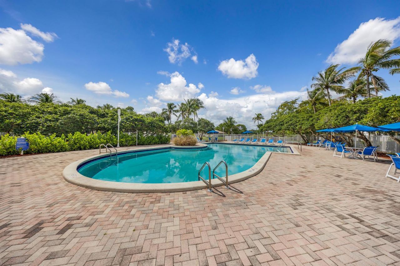 16773 NW 16th Street , Pembroke Pines, FL 33028 Photo