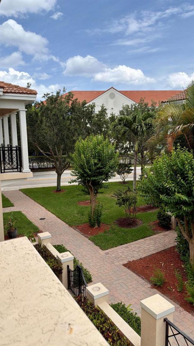 814 NW 82nd Place , Boca Raton, FL 33487 Photo