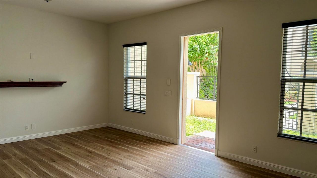 814 NW 82nd Place , Boca Raton, FL 33487 Photo