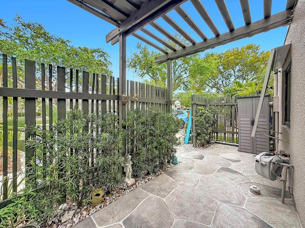 11313 NW 15th Street , Pembroke Pines, FL 33026 Photo
