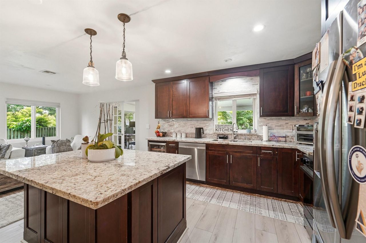 11700 NW 27th Street , Plantation, FL 33323 Photo