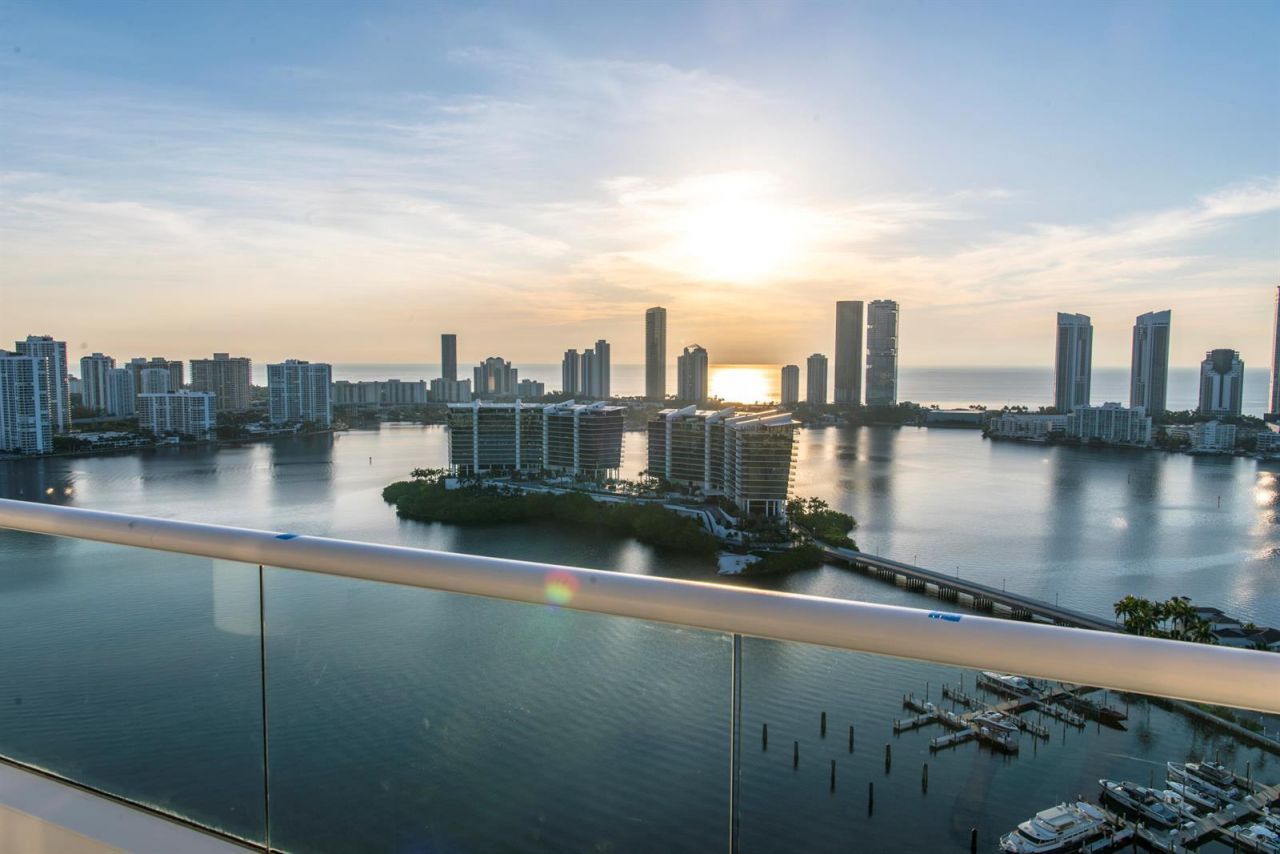 7000 Island Boulevard , Unit Ph-06, Aventura, FL 33160 Photo