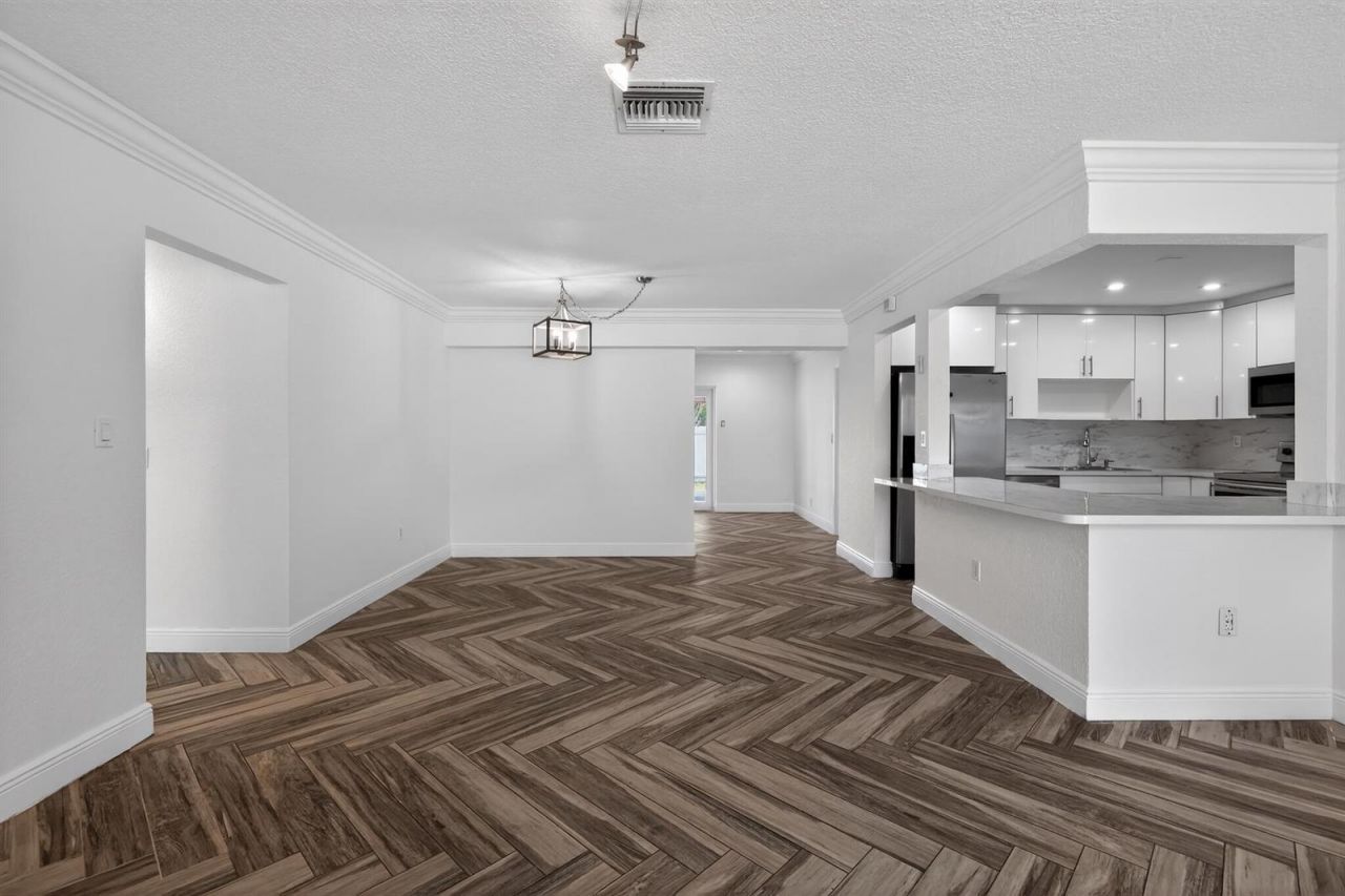 8580 NW 12th Street , Pembroke Pines, FL 33024 Photo