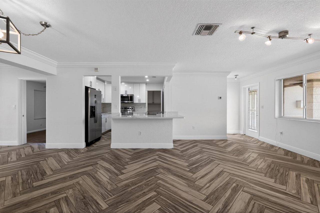 8580 NW 12th Street , Pembroke Pines, FL 33024 Photo