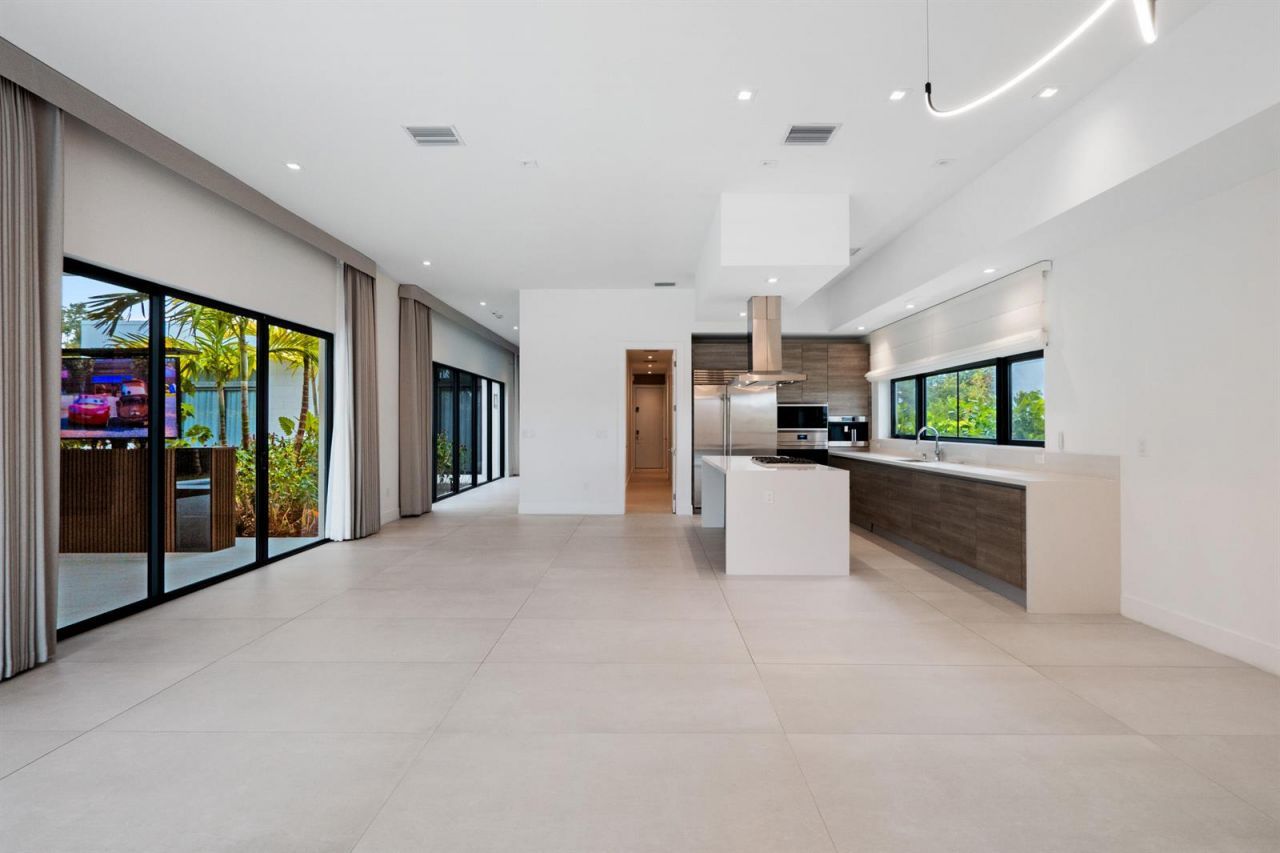 16788 Natures Way , Weston, FL 33326 Photo