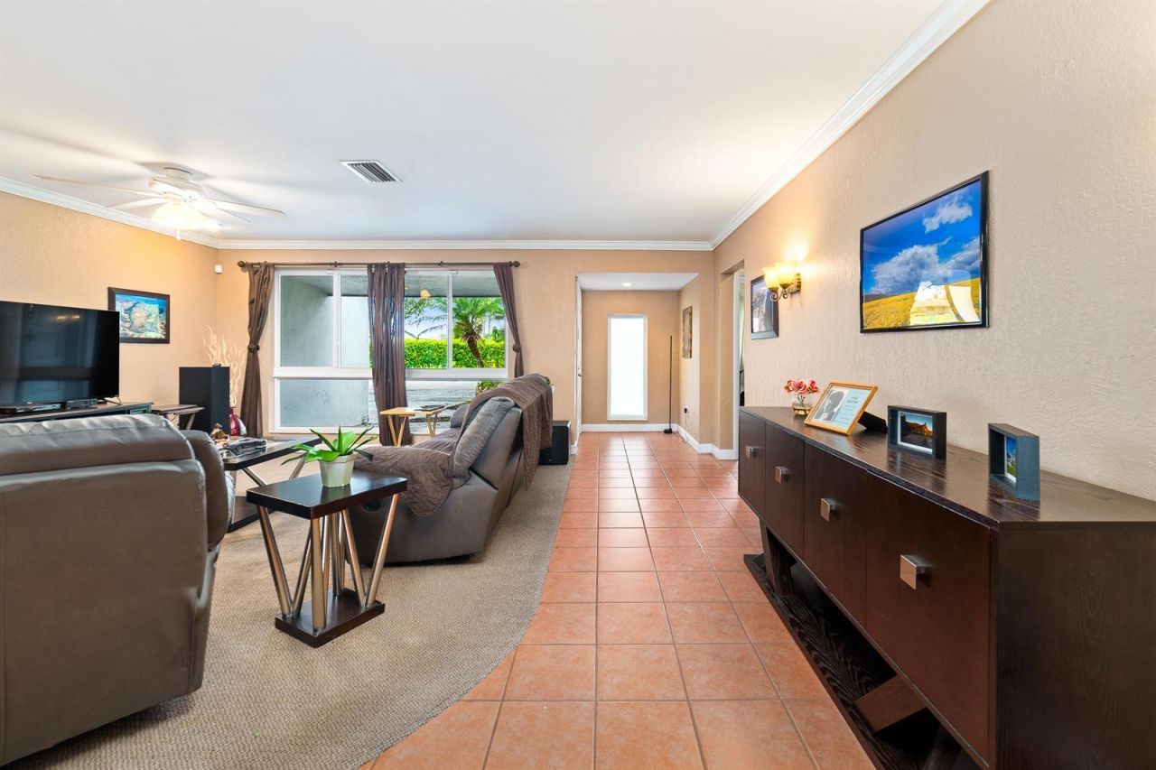 10578 NW 3 Street , Plantation, FL 33324 Photo