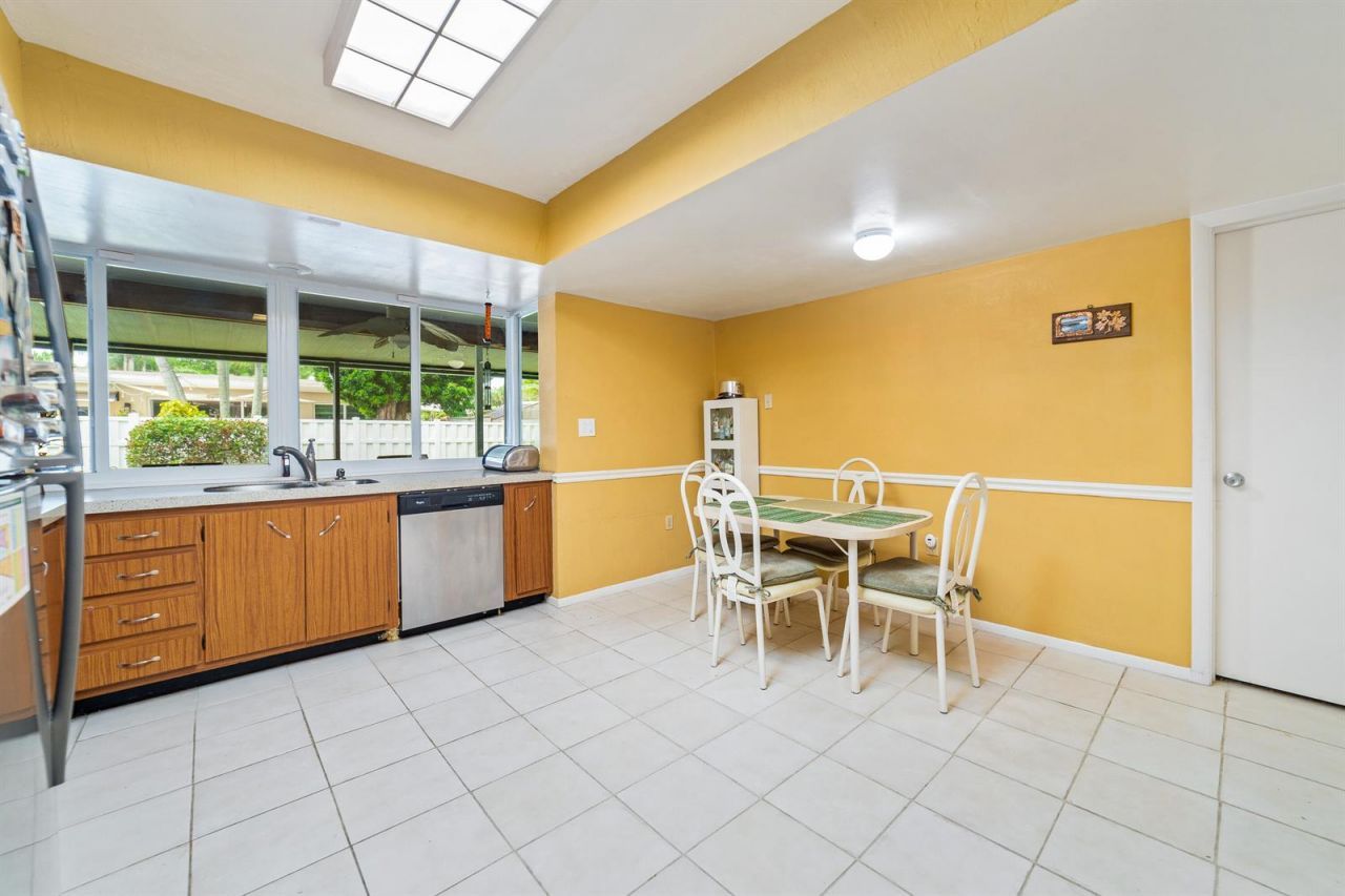 10578 NW 3 Street , Plantation, FL 33324 Photo