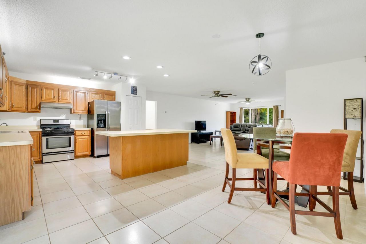 16245 E Burns Drive , Loxahatchee, FL 33470 Photo