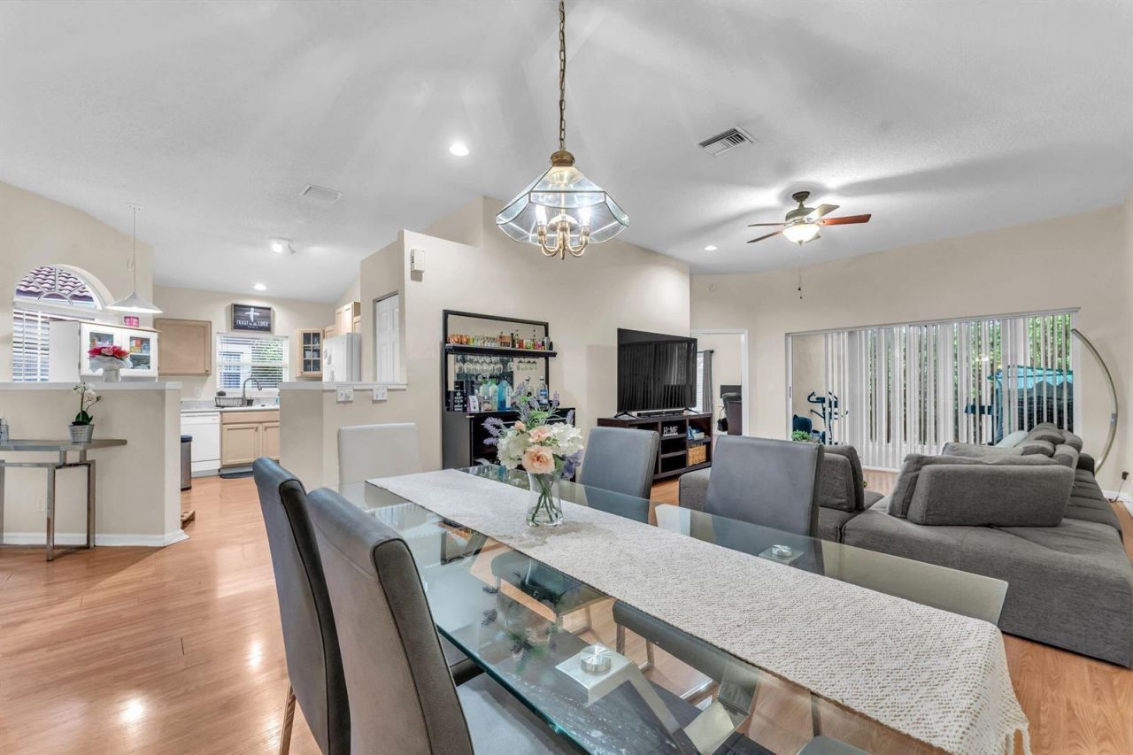8385 VÃ­a Serena , Boca Raton, FL 33433 Photo