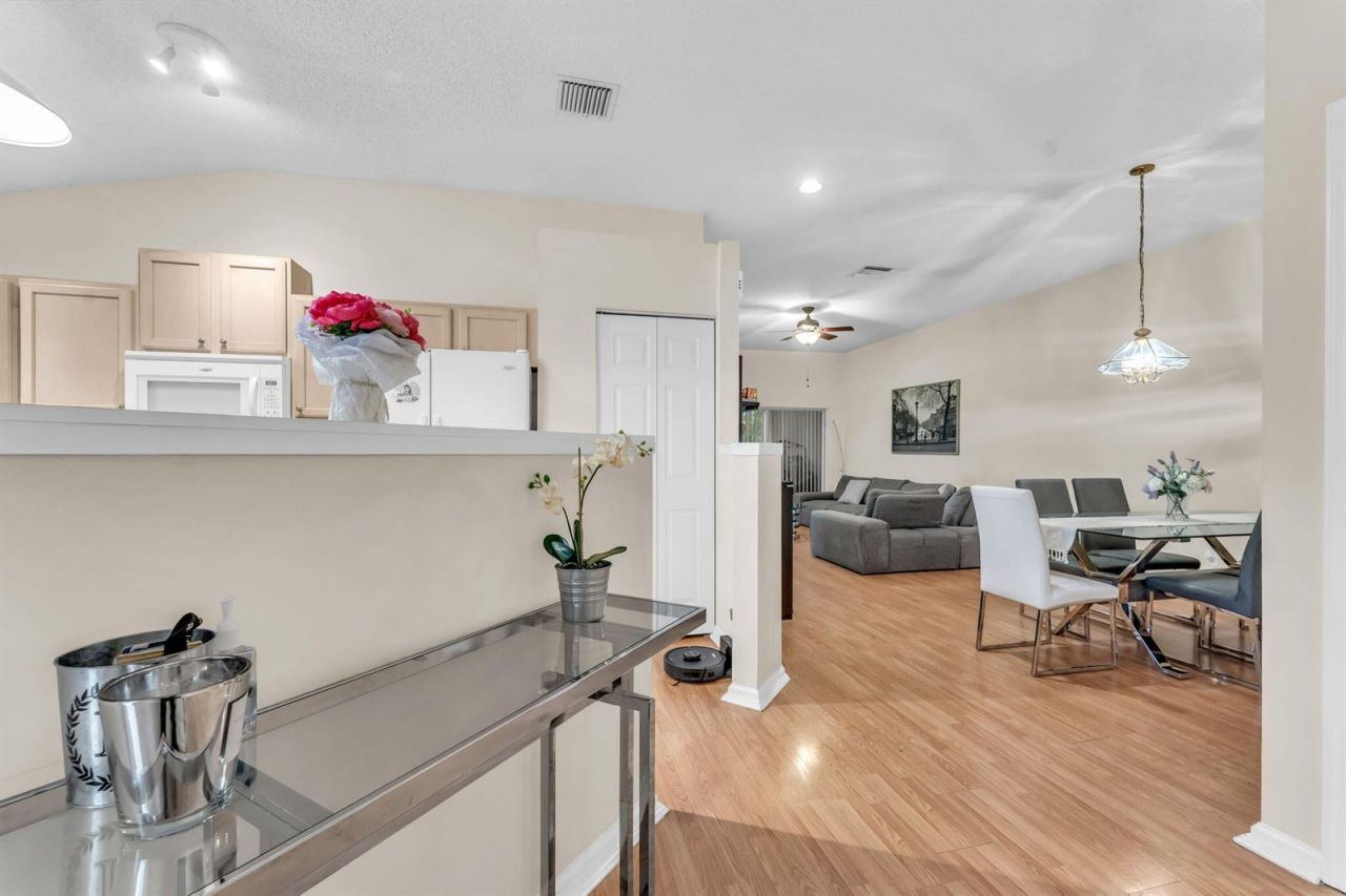 8385 VÃ­a Serena , Boca Raton, FL 33433 Photo