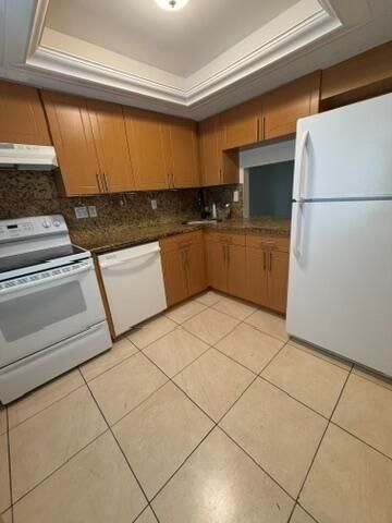 9338 SW 3rd Street , Unit 508, Boca Raton, FL 33428 Photo