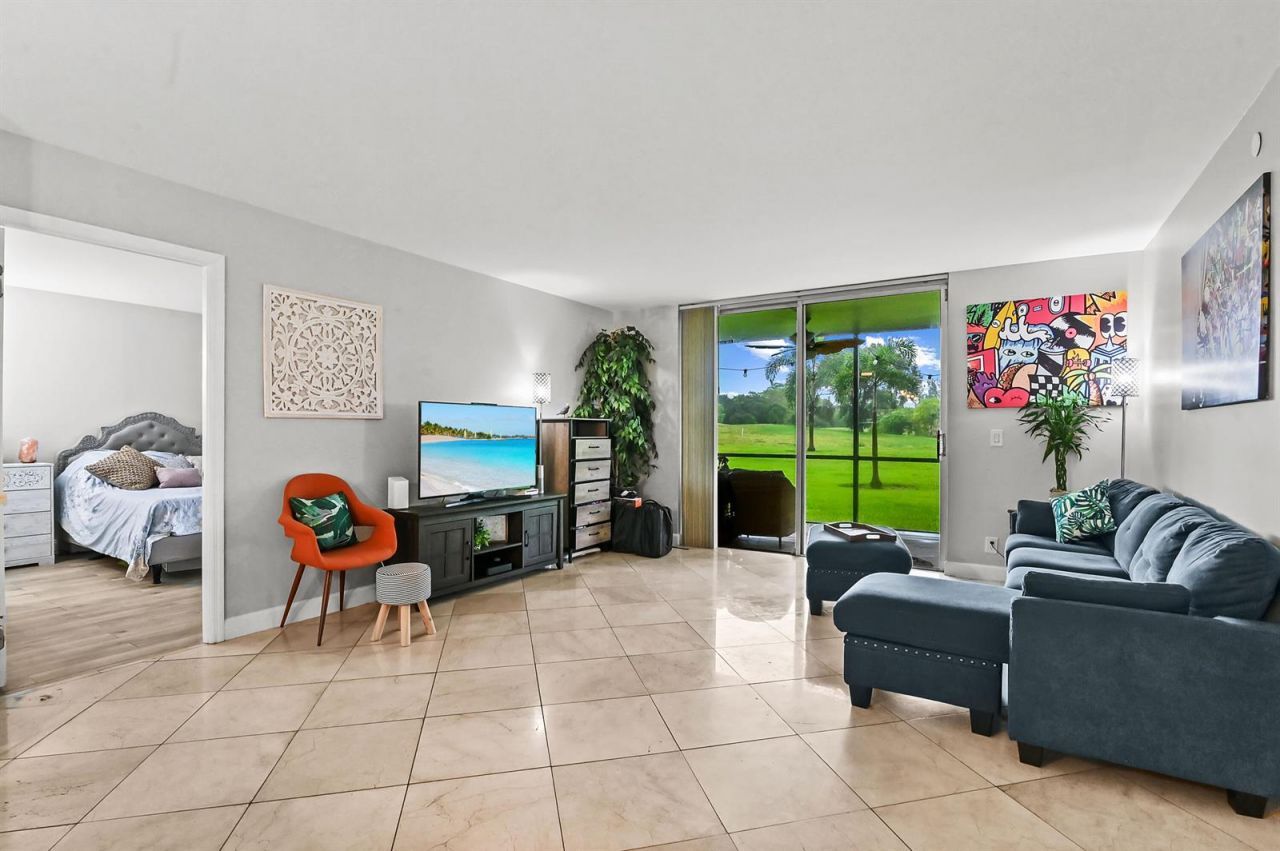 6400 NW 2nd Avenue , Unit 124, Boca Raton, FL 33487 Photo