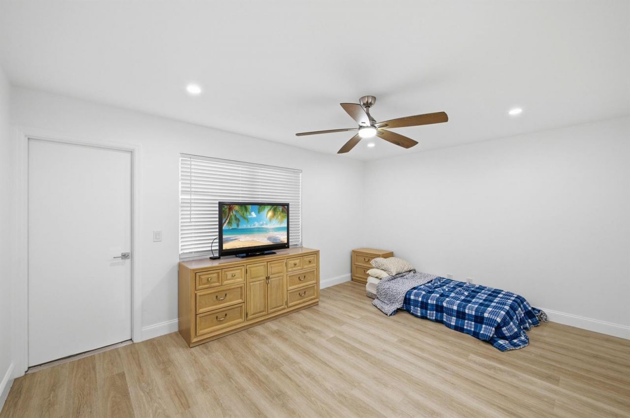 955 Circle Drive , Unit B, Delray Beach, FL 33445 Photo