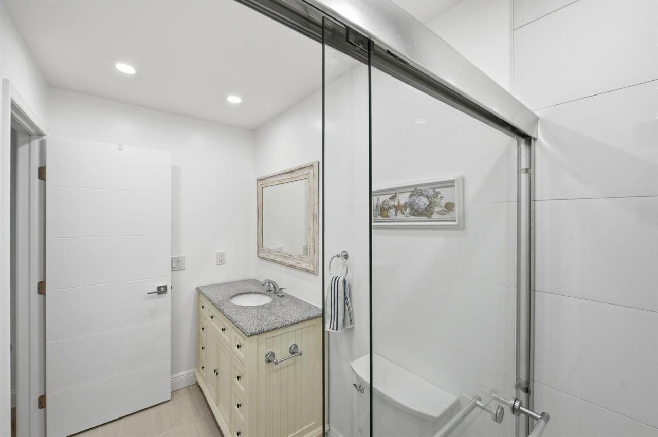 955 Circle Drive , Unit B, Delray Beach, FL 33445 Photo