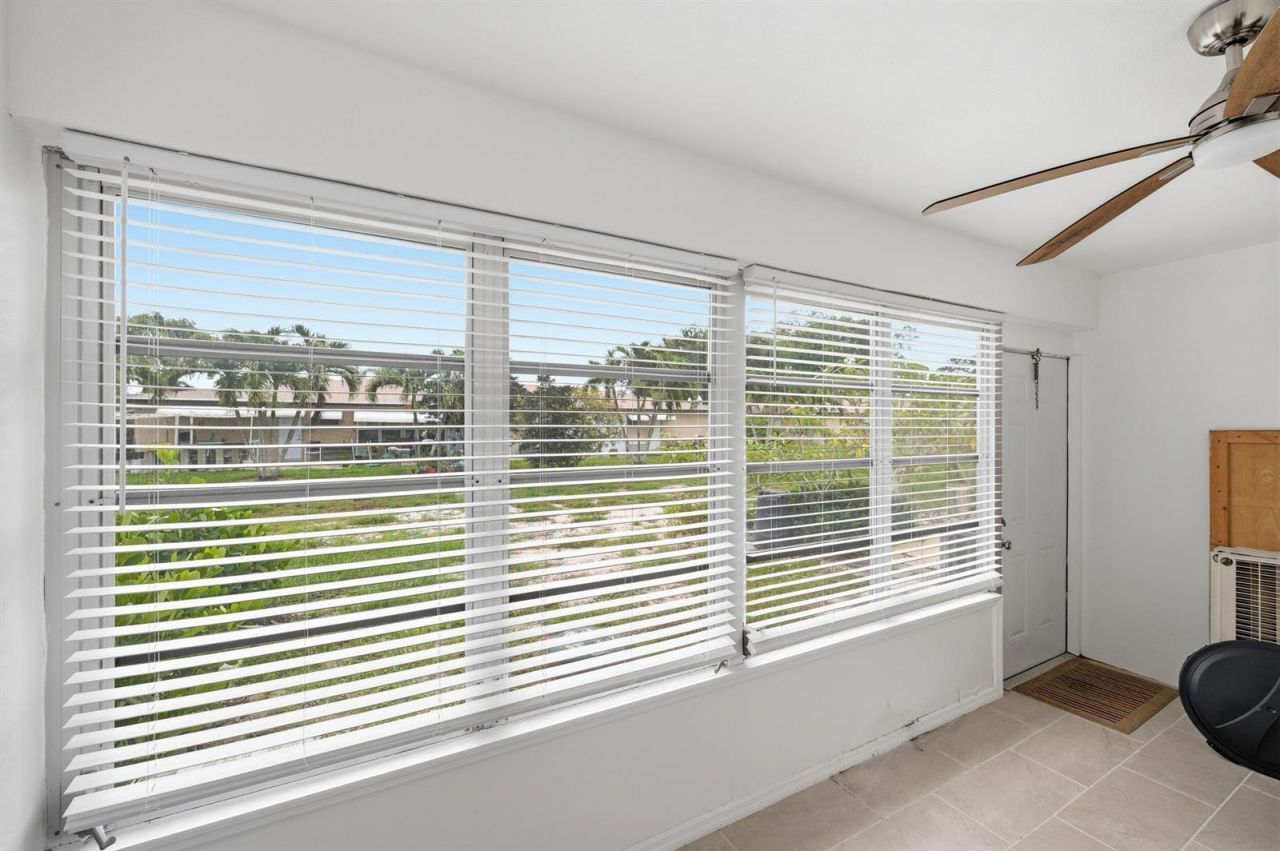 955 Circle Drive , Unit B, Delray Beach, FL 33445 Photo