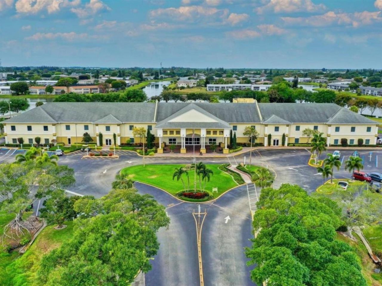 124 E Andover E, Unit 124, West Palm Beach, FL 33417 Photo