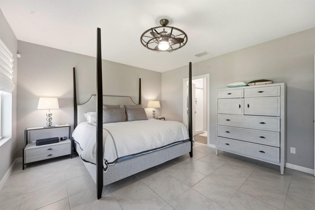 3899 SE Lee Street , Stuart, FL 34997 Photo