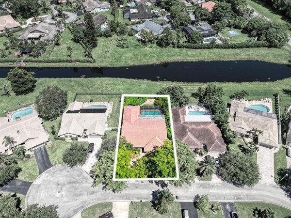 303 NW 105th Terrace , Coral Springs, FL 33071