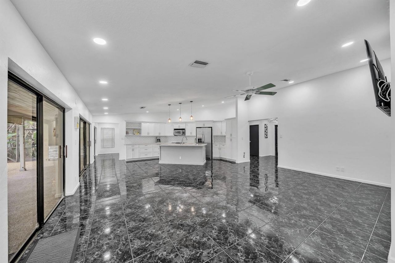 303 NW 105th Terrace , Coral Springs, FL 33071 Photo