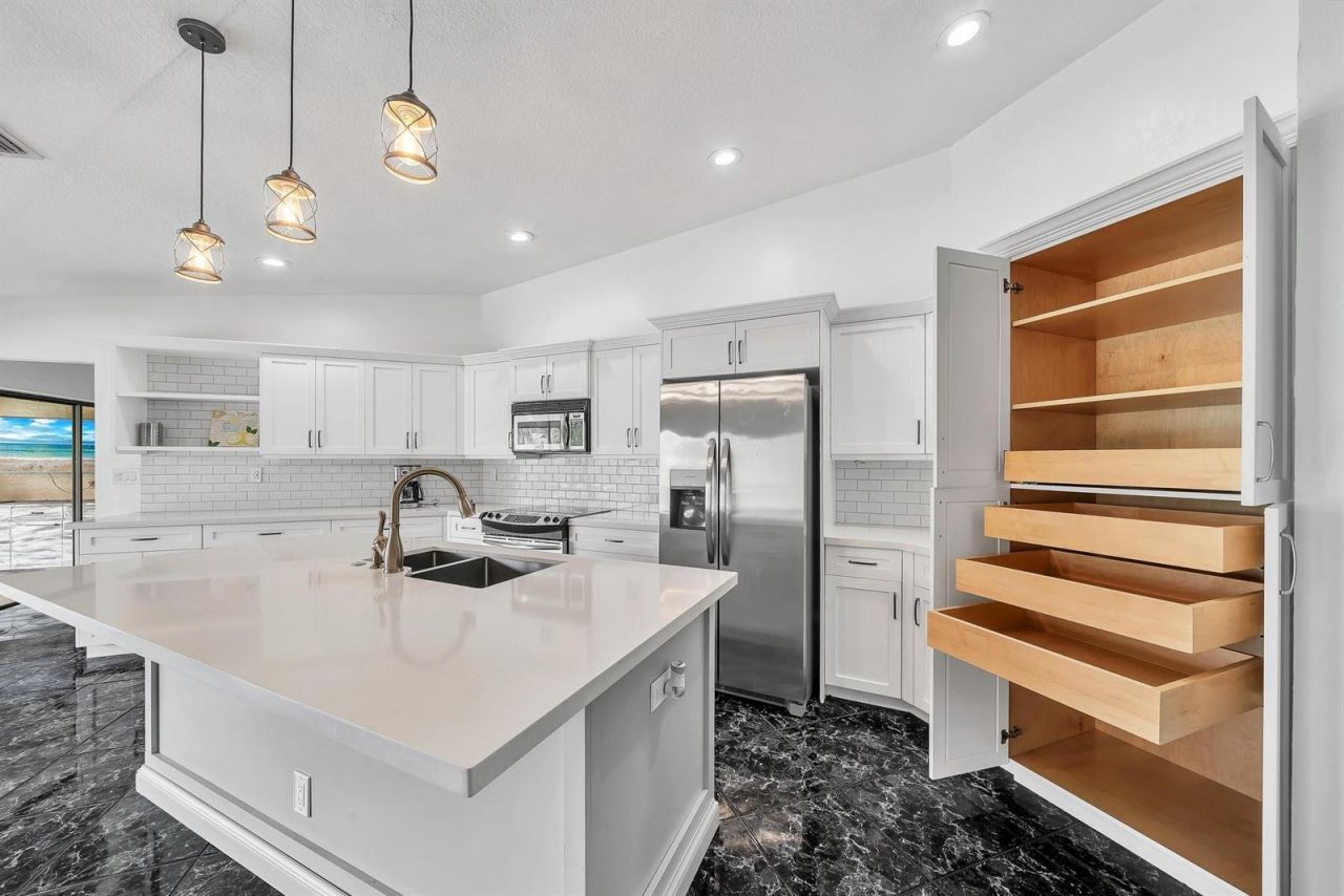 303 NW 105th Terrace , Coral Springs, FL 33071 Photo