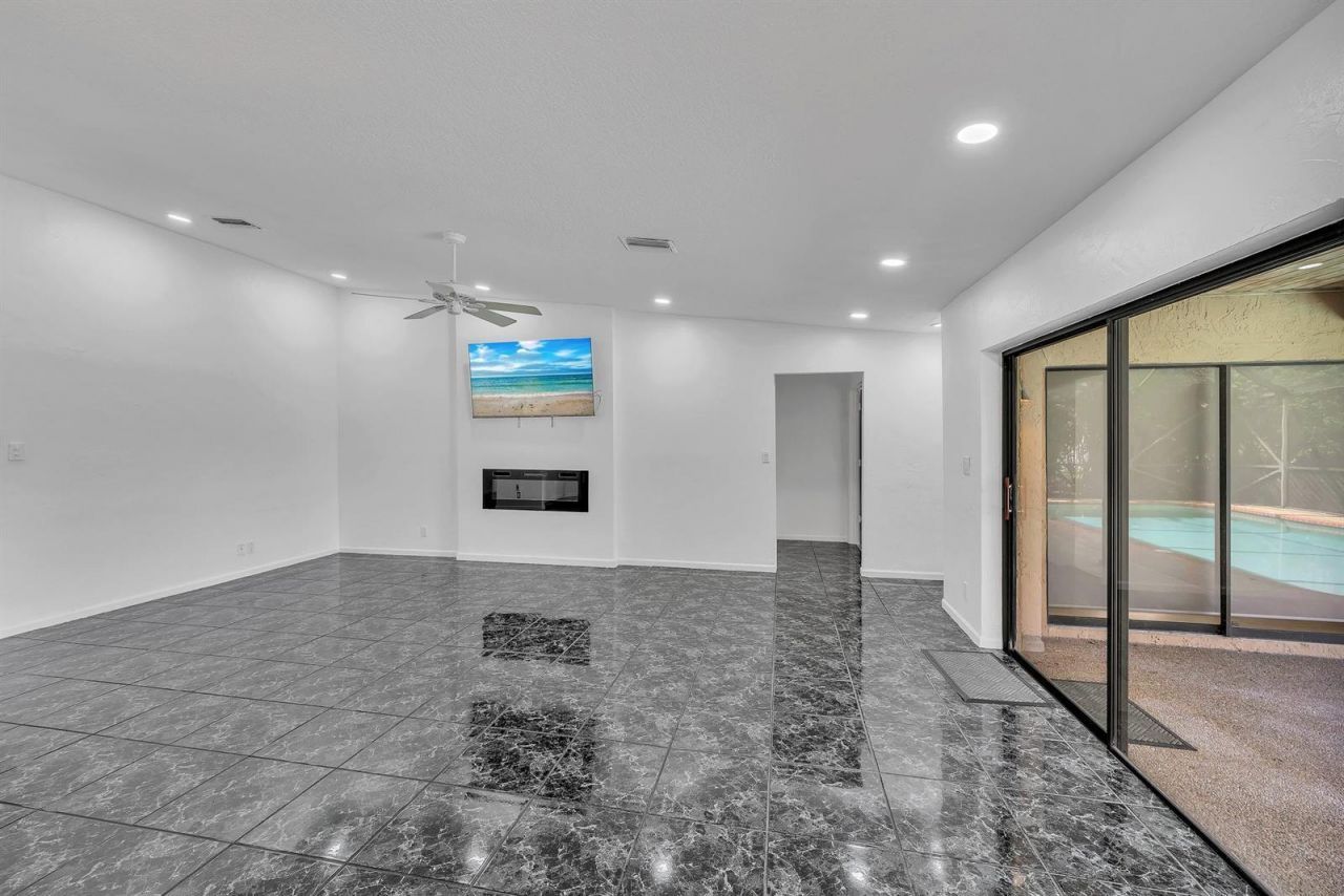 303 NW 105th Terrace , Coral Springs, FL 33071 Photo