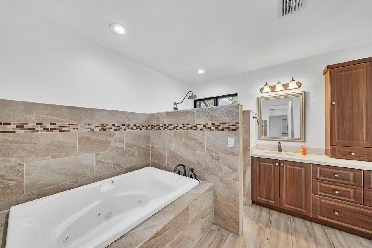 303 NW 105th Terrace , Coral Springs, FL 33071 Photo