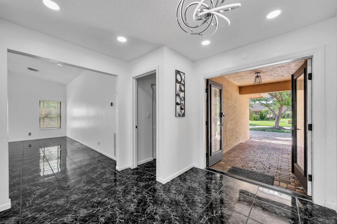 303 NW 105th Terrace , Coral Springs, FL 33071 Photo