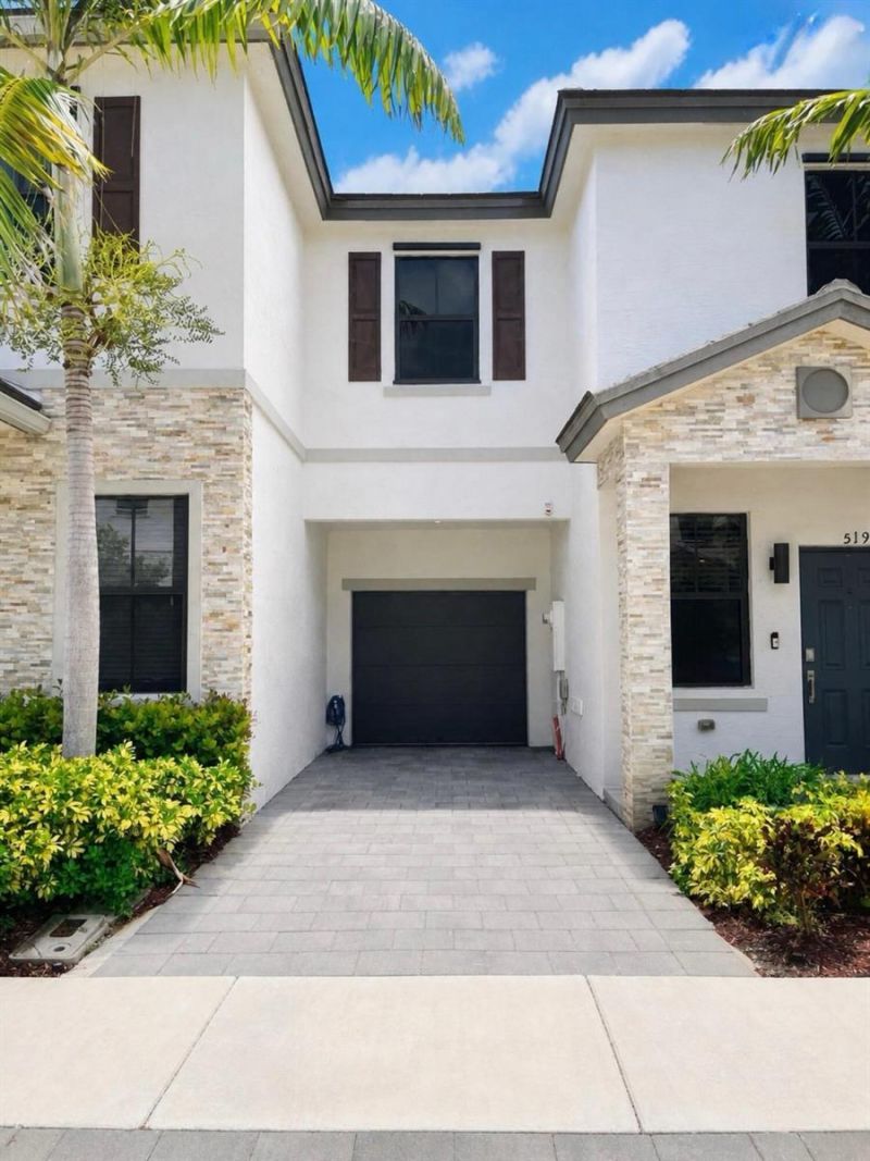 519 SW 19th Terrace , Fort Lauderdale, FL 33312 Photo