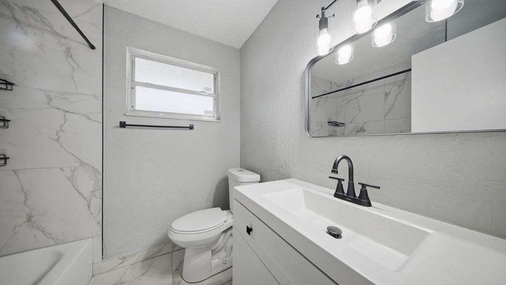 4681-4685 SW 43rd Terrace , Fort Lauderdale, FL 33314 Photo
