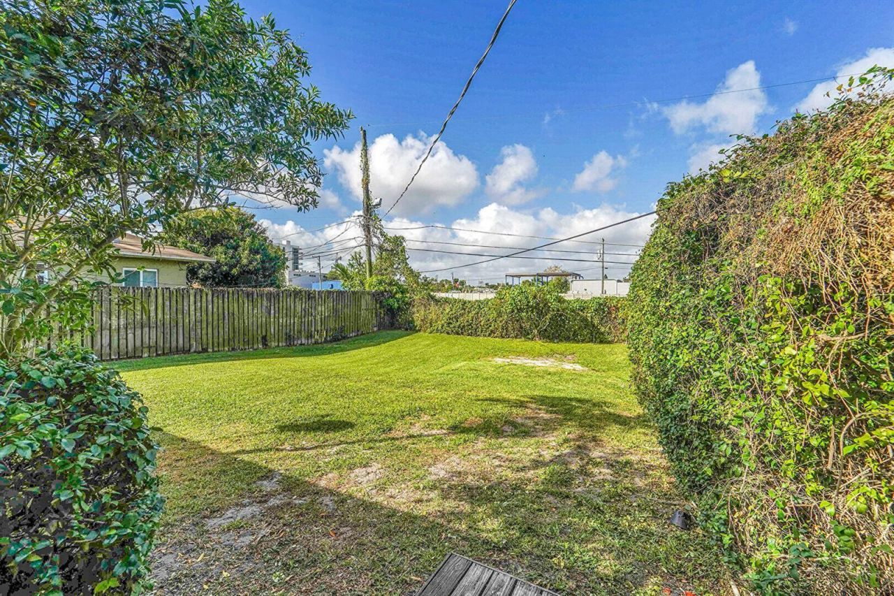 4681-4685 SW 43rd Terrace , Fort Lauderdale, FL 33314 Photo
