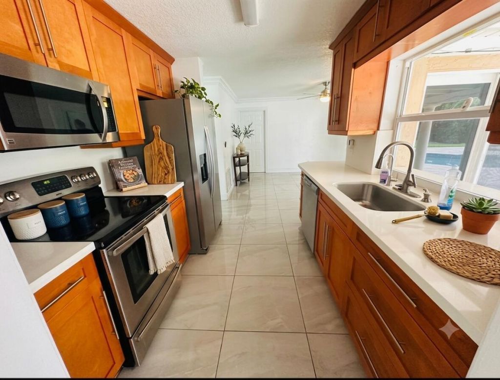 4890 NW 5th Terrace , Boca Raton, FL 33431 Photo